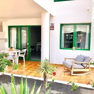  Apartment Ground Floor With Pool, Next To The Spain